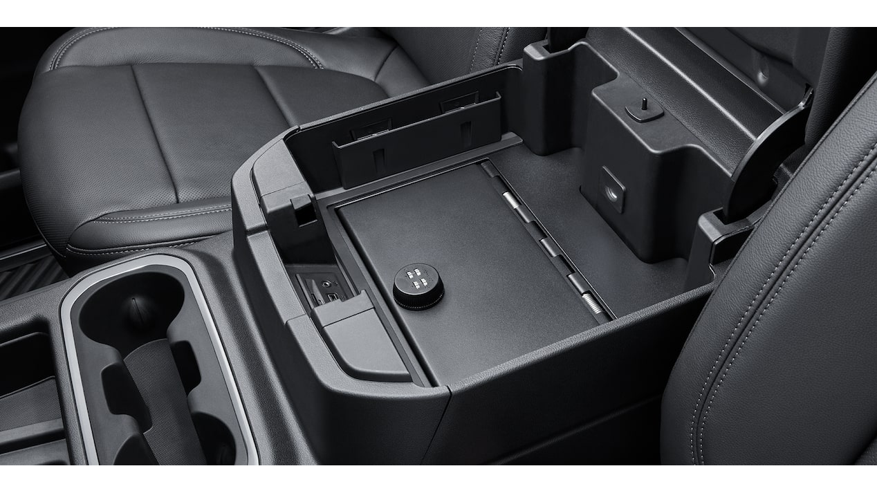 Cup Holders in 2023 Chevrolet Silverado 2500 at Carter Chevrolet in Okarche, OK
